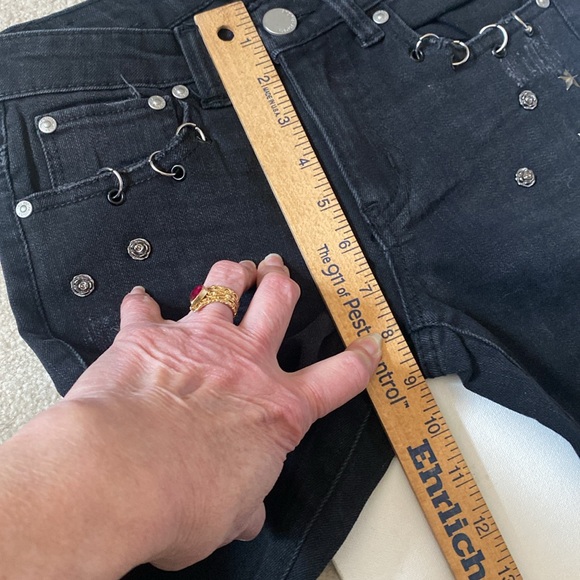 NWOT & Vintage Almost Famous Black Distressed Skinny Jeans - Picture 7 of 11